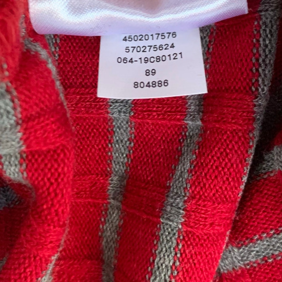 Chico's Zynergy Tank NWT Women's Sz 0 (4) Plush Holly Red Chevron Ribbed Striped - Picture 6 of 8